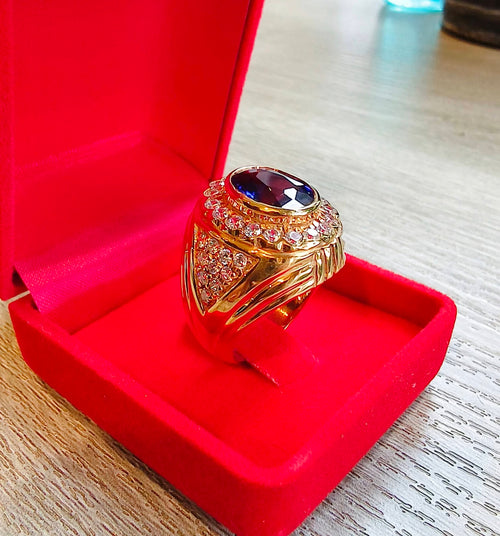 BGL Signature Blue Sapphire Gold Ring – 4 Carats